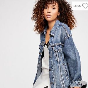 Levi’s baggy trucker denim  jacket NWOT